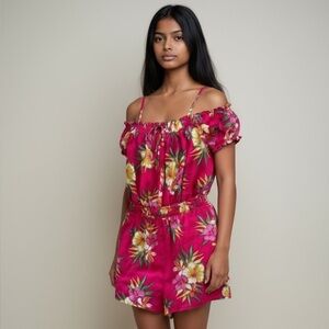 BCBGirls ladies, pink floral romper NWOT L bright, pink floral removable straps